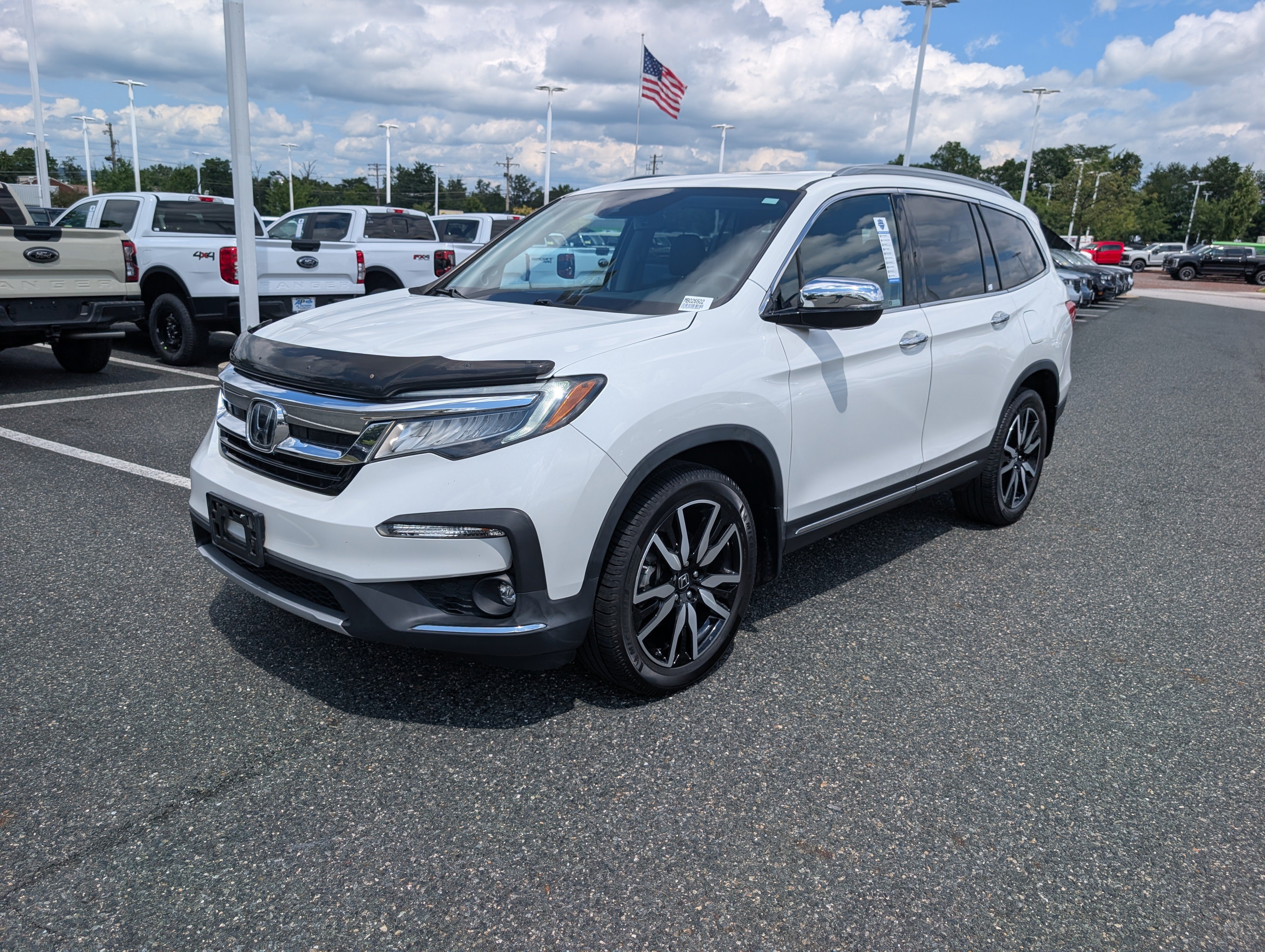 Used 2021 Honda Pilot Touring image 7