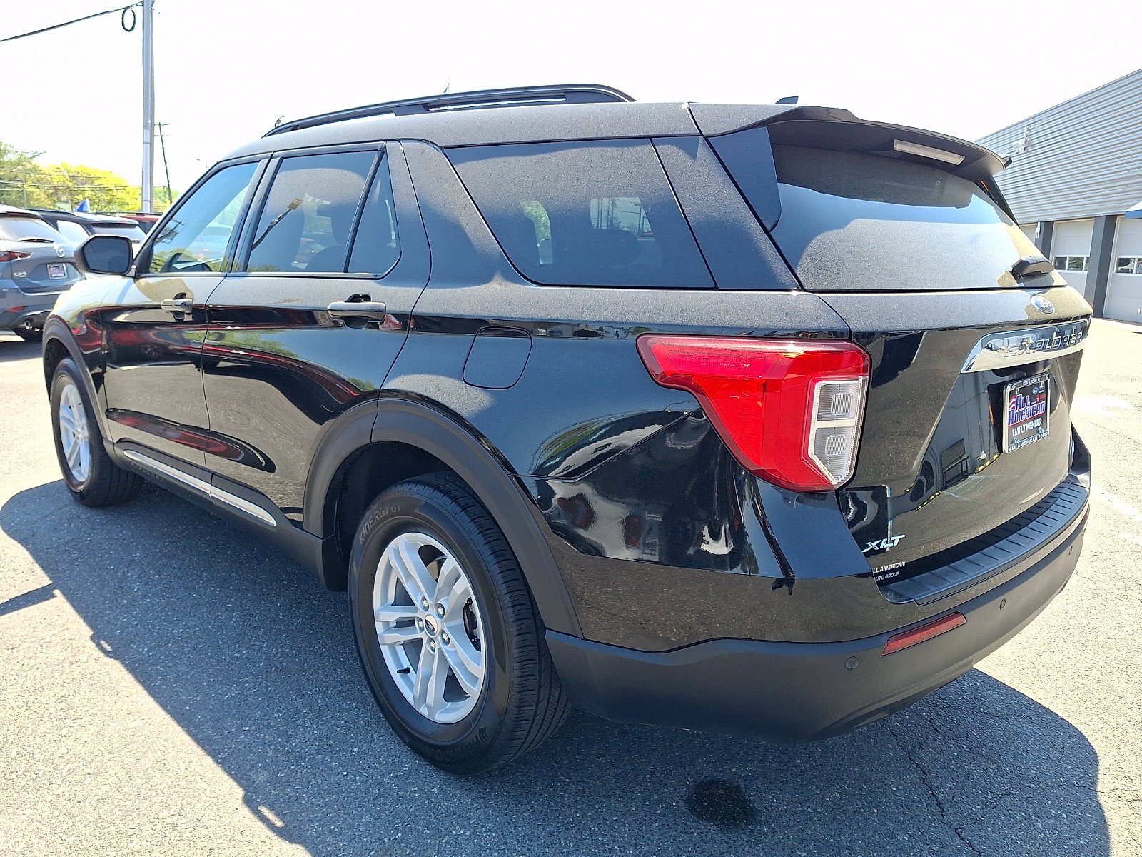 Certified 2024 Ford Explorer XLT AWD/4WD image 7