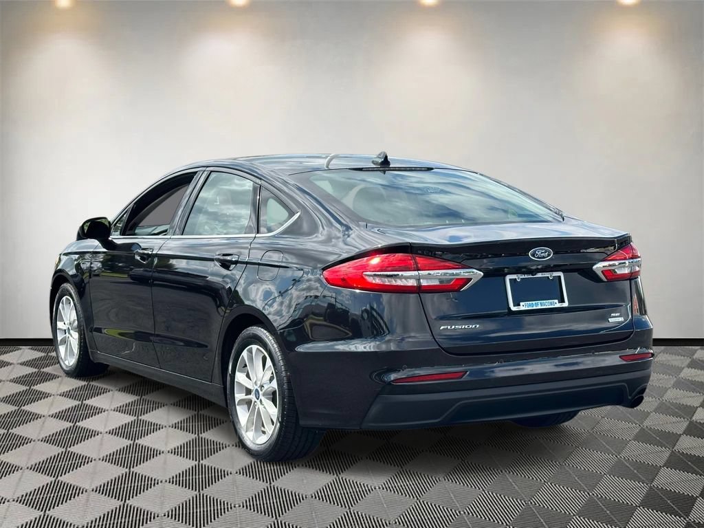 Certified 2020 Ford Fusion SE FWD image 5