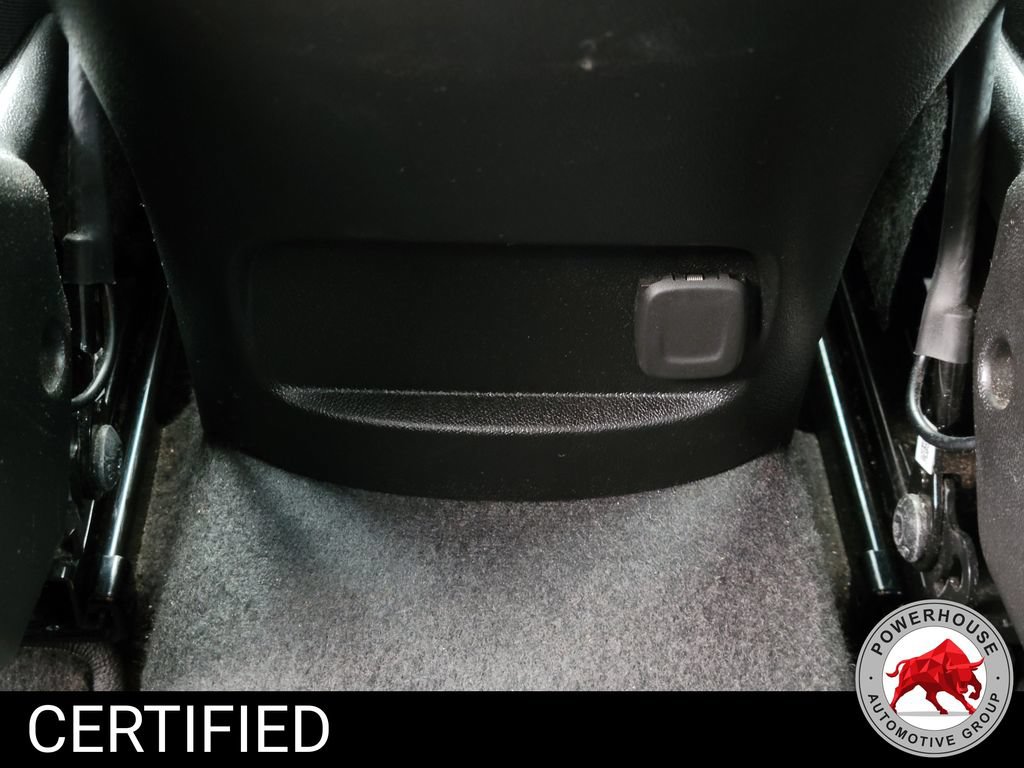 Used 2025 Chevrolet Malibu LT FWD image 16