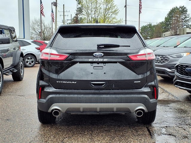 Certified 2024 Ford Edge Titanium w/ Equipment Group 301A image 2