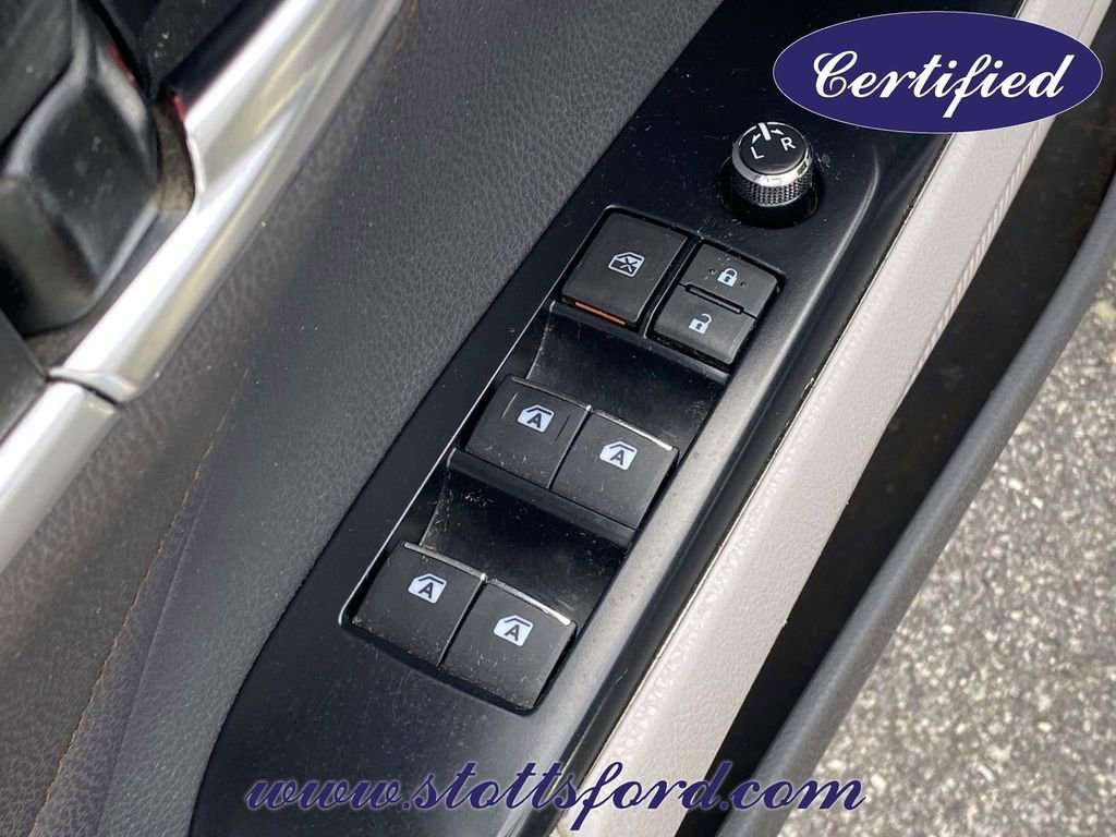 Used 2018 Toyota Camry XLE w/ Audio Package image 16