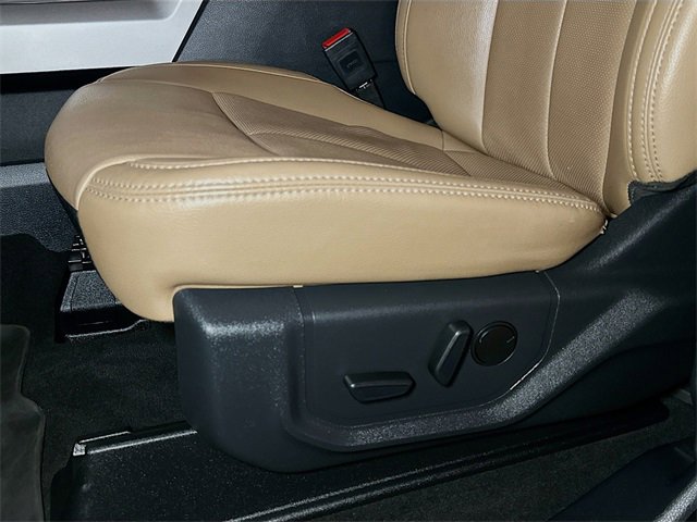 Certified 2022 Ford F250 Lariat w/ Lariat Ultimate Package image 16