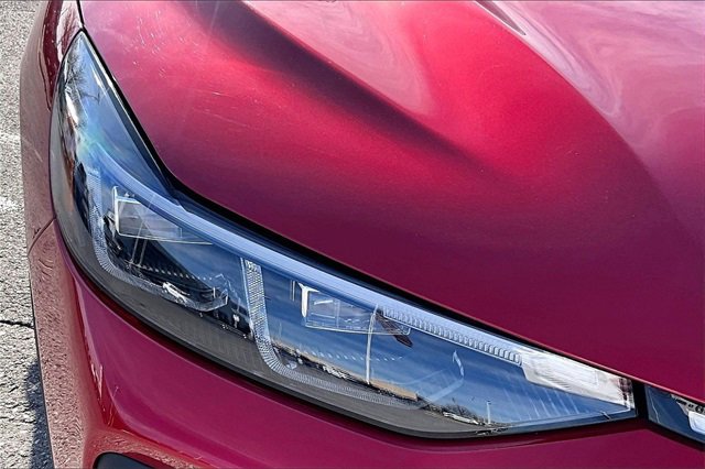 Certified 2025 Ford Escape Platinum image 27