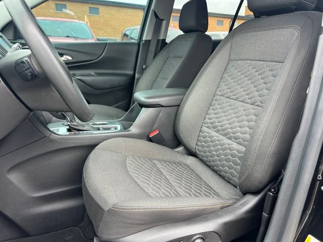 Used 2018 Chevrolet Equinox LT AWD/4WD image 19