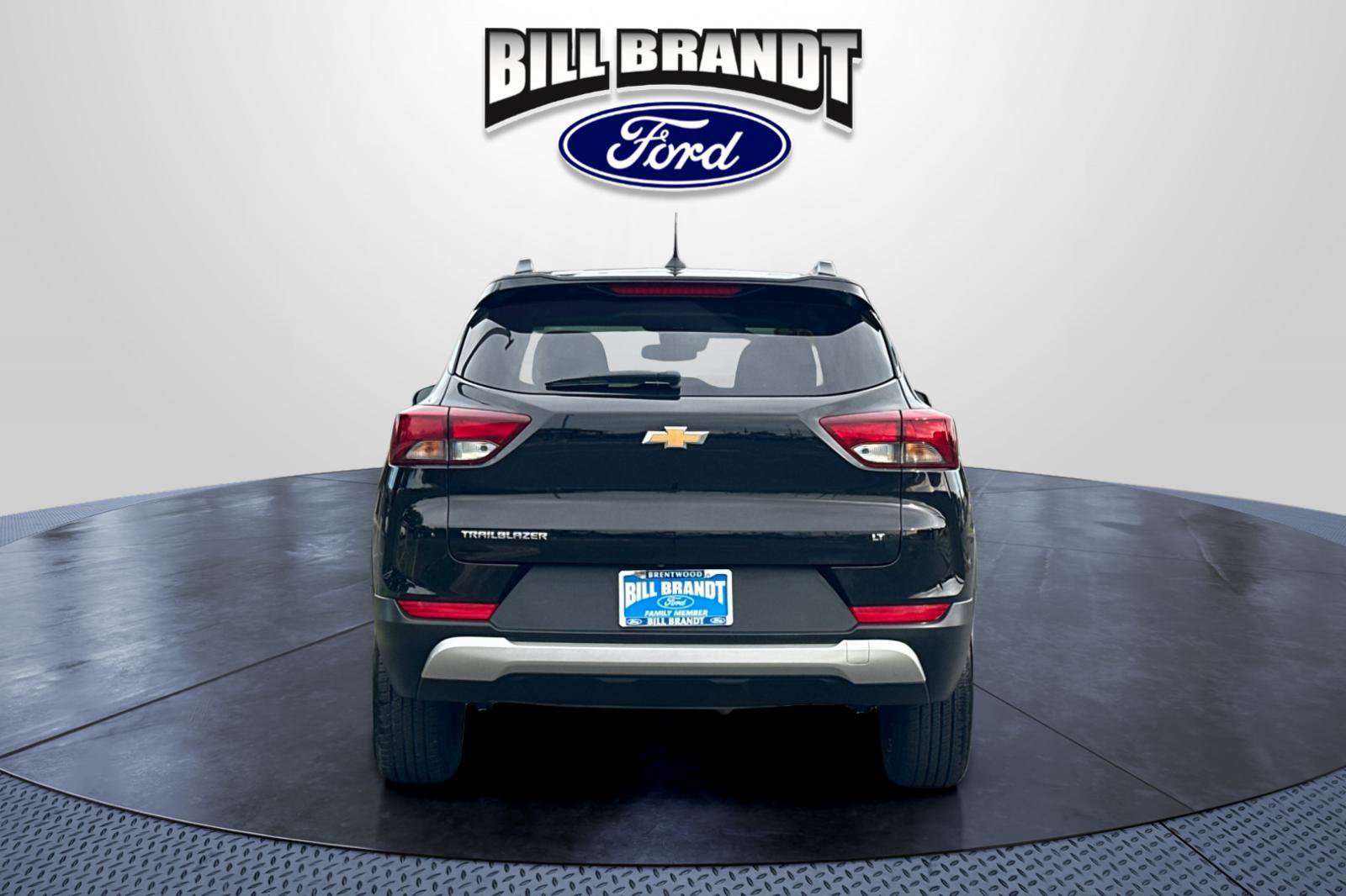 Used 2025 Chevrolet TrailBlazer LT FWD image 4