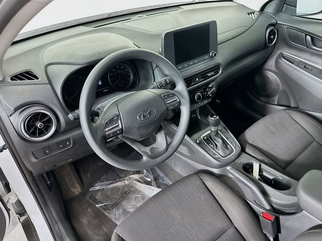 Used 2022 Hyundai Kona SEL w/ Cargo Package AWD/4WD image 9