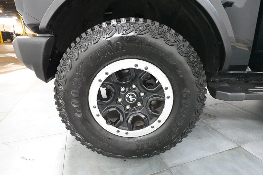 Certified 2023 Ford Bronco Outer Banks w/ Sasquatch Package AWD/4WD image 36