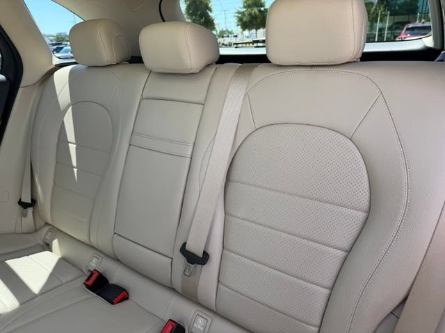 Used 2021 Mercedes-Benz GLC 300 image 21