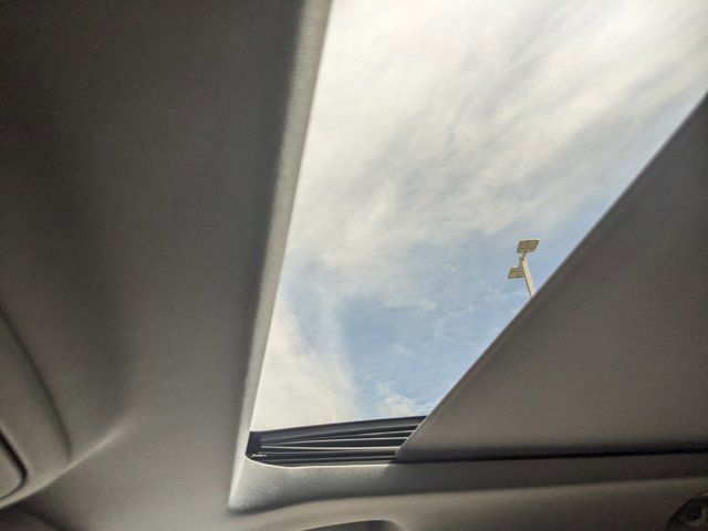 Certified 2022 Ford Explorer Limited w/ Limited Technology Package image 28