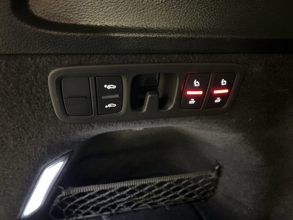 Used 2020 Audi Q7 3.0T Prestige image 40