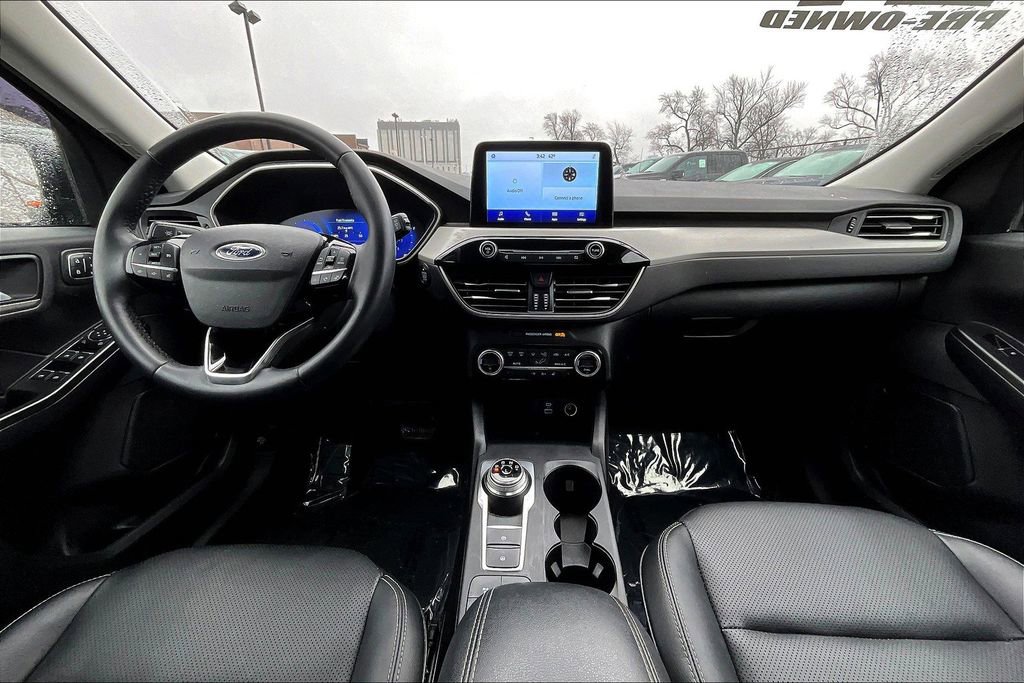 Certified 2021 Ford Escape SEL w/ Technology Package image 15