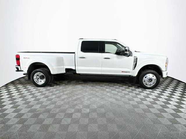 Certified 2025 Ford F450 Platinum w/ Platinum Plus Package AWD/4WD image 8