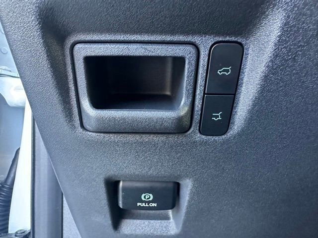 Certified 2025 Ford Expedition Active image 32