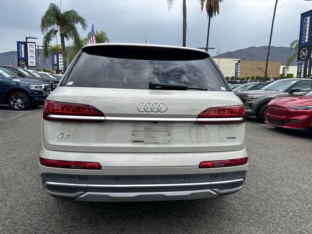 Used 2021 Audi Q7 2.0T Premium Plus w/ Premium Plus Package AWD/4WD image 11