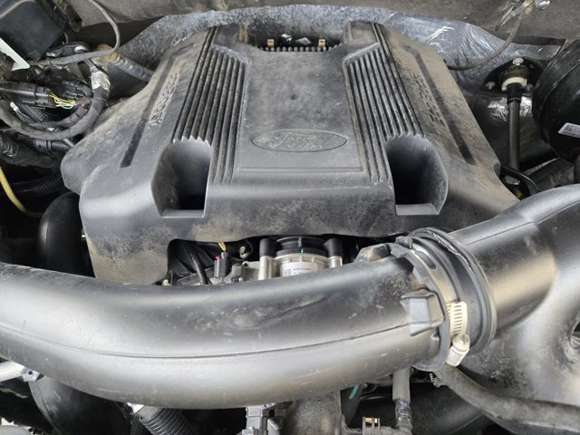 Certified 2020 Ford Expedition XLT w/ Equipment Group 202A image 30