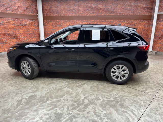 Certified 2025 Ford Escape Active w/ Cold Weather Package video 2