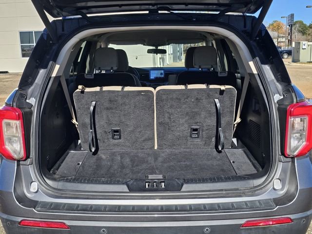 Certified 2022 Ford Explorer XLT image 28