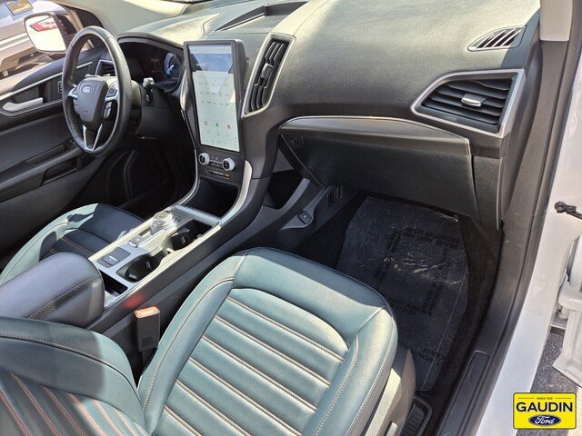 Certified 2024 Ford Edge SEL w/ Sport Appearance Package AWD/4WD image 17