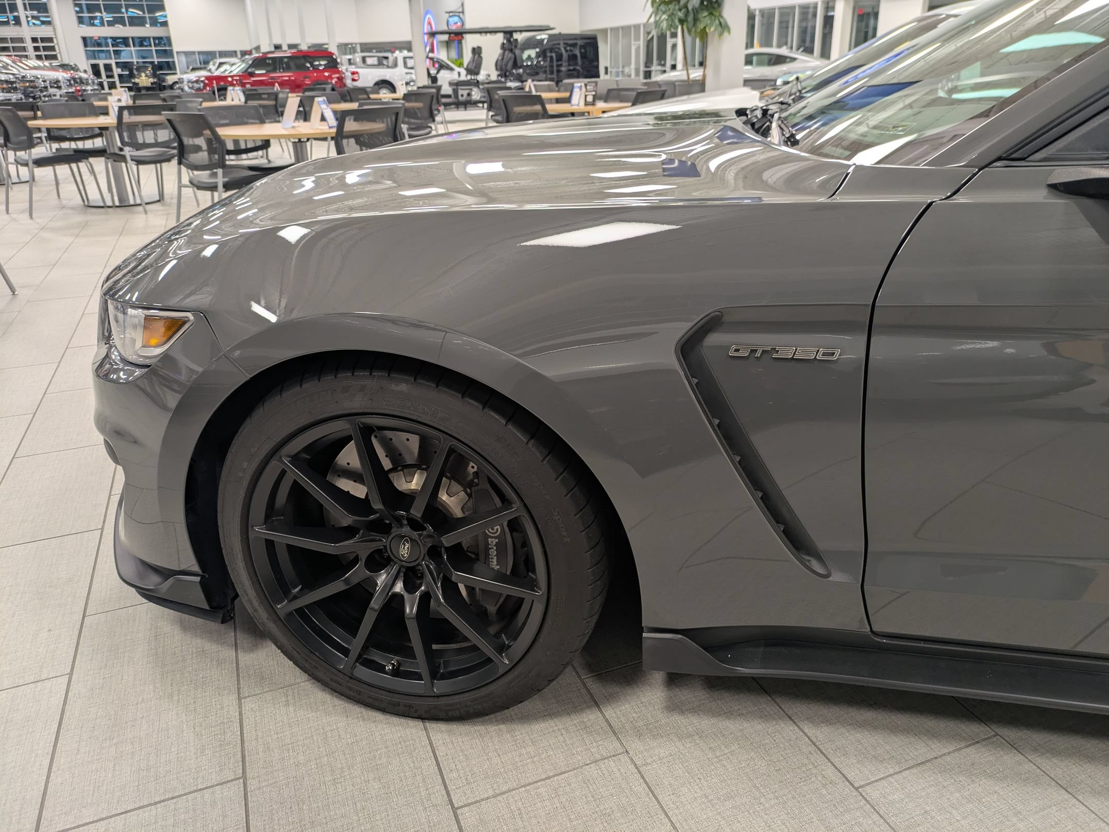 Certified 2018 Ford Mustang Shelby GT350 w/ Electronics Package RWD image 10