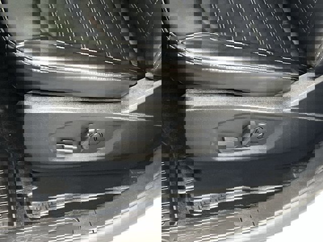 Certified 2020 Ford Edge SEL w/ Convenience Package image 12