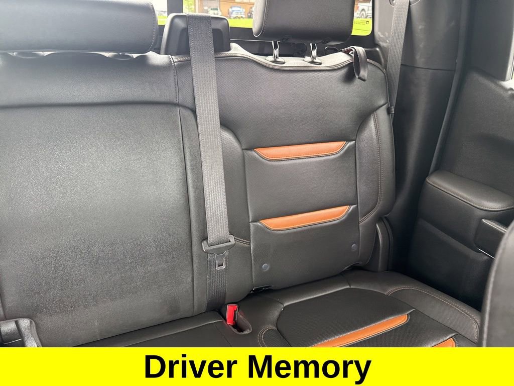 Used 2019 GMC Sierra 1500 AT4 w/ AT4 Premium Package AWD/4WD image 16