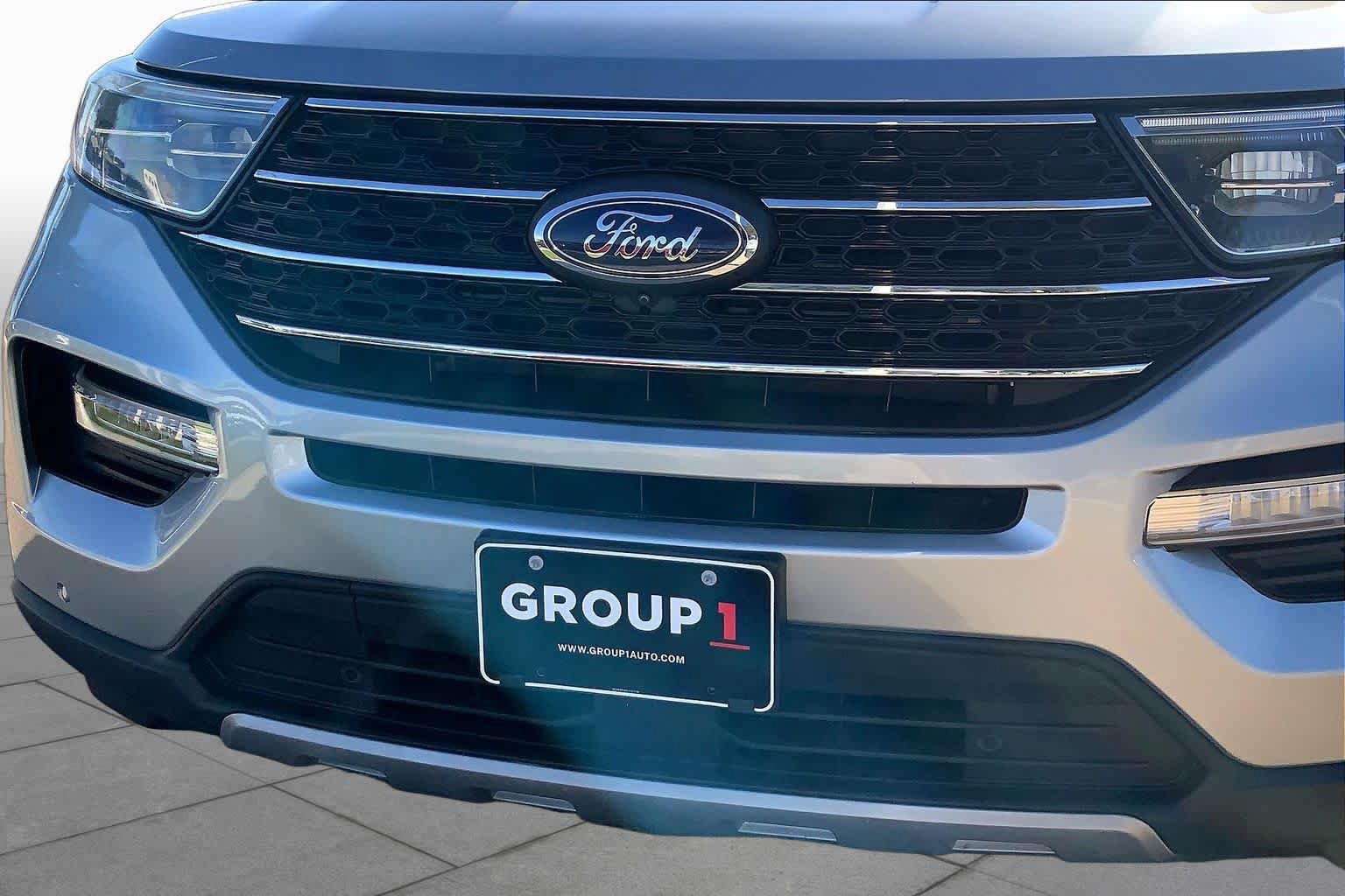 Certified 2023 Ford Explorer XLT w/ Equipment Group 202A AWD/4WD image 30