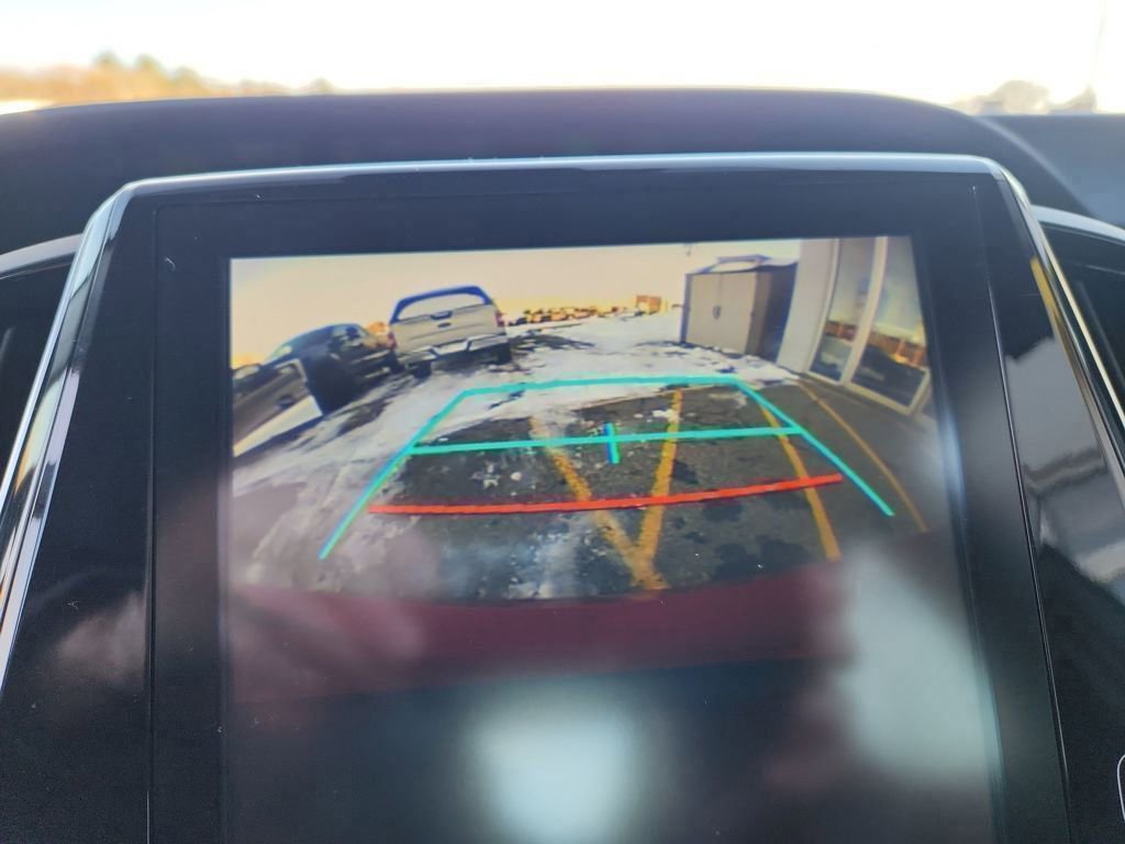 Used 2017 Toyota Prius Prime Premium image 17