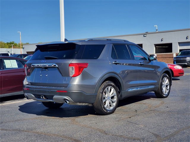 Certified 2022 Ford Explorer Limited w/ Equipment Group 301A image 3
