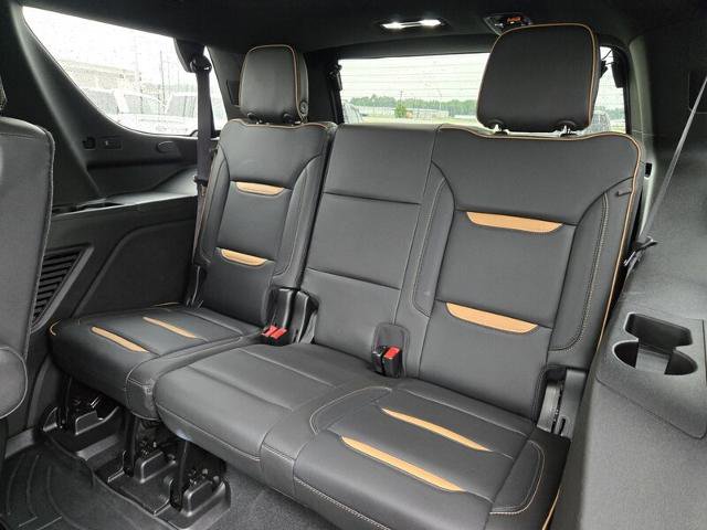 Used 2021 GMC Yukon AT4 w/ AT4 Premium Plus Package AWD/4WD image 15