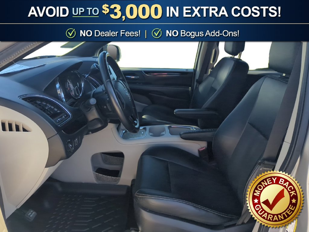 Used 2019 Dodge Grand Caravan SXT FWD image 14