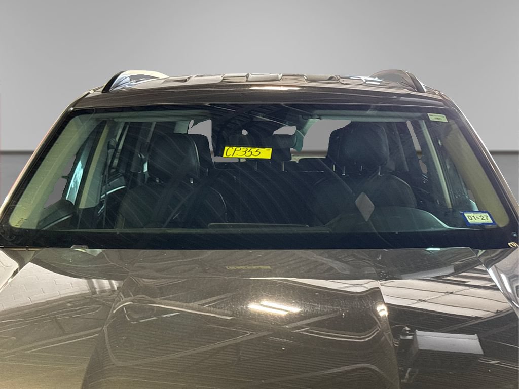 Used 2025 Volkswagen Atlas SE AWD/4WD image 14