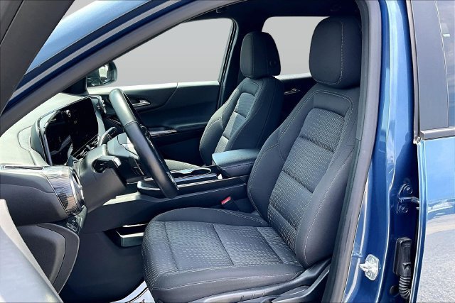 Used 2025 Chevrolet Equinox LT FWD image 25