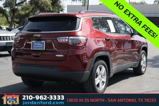 Used 2022 Jeep Compass Latitude FWD image 6