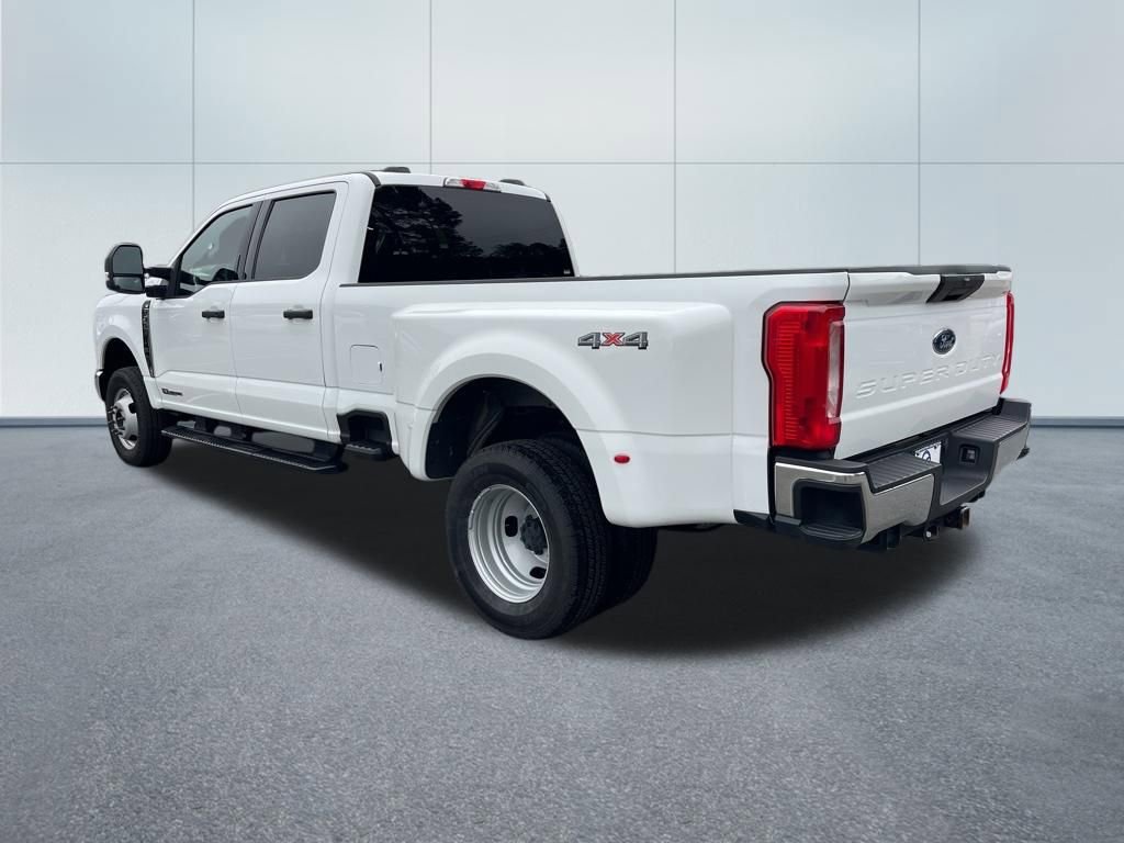 Certified 2024 Ford F350 XLT image 7
