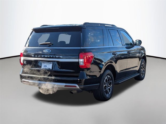 Certified 2024 Ford Expedition XLT image 9