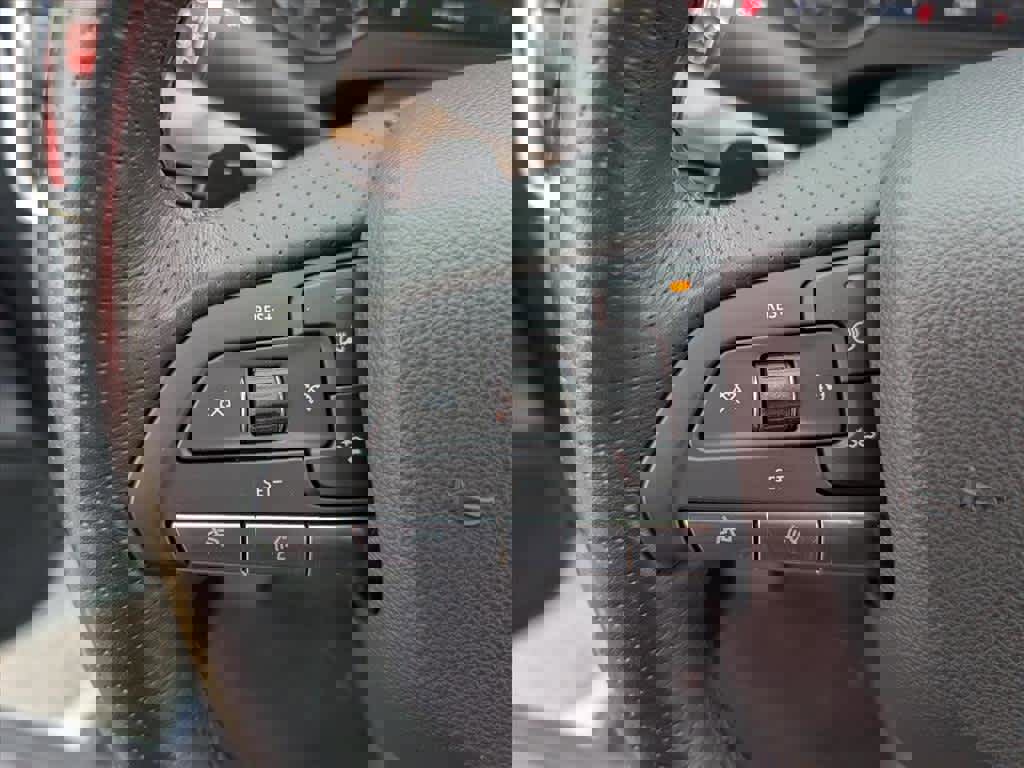 Used 2023 Cadillac XT4 Sport image 7