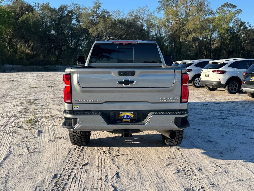 Used 2025 Chevrolet Silverado 2500 High Country w/ High Country Premium Package image 4