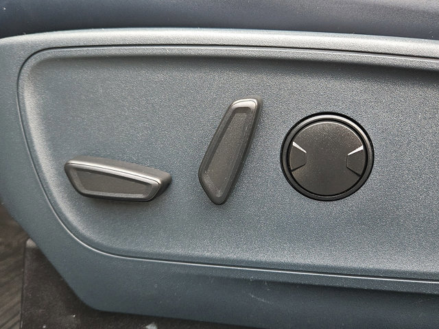 Certified 2022 Ford Maverick Lariat w/ Equipment Group 500A Standard image 29