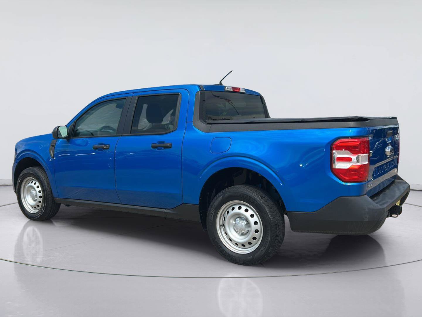 Certified 2022 Ford Maverick XL FWD image 6
