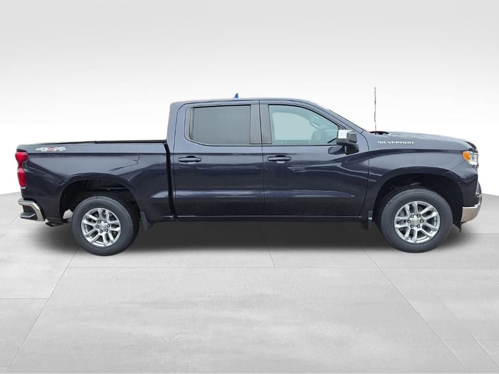 Used 2023 Chevrolet Silverado 1500 LT image 2