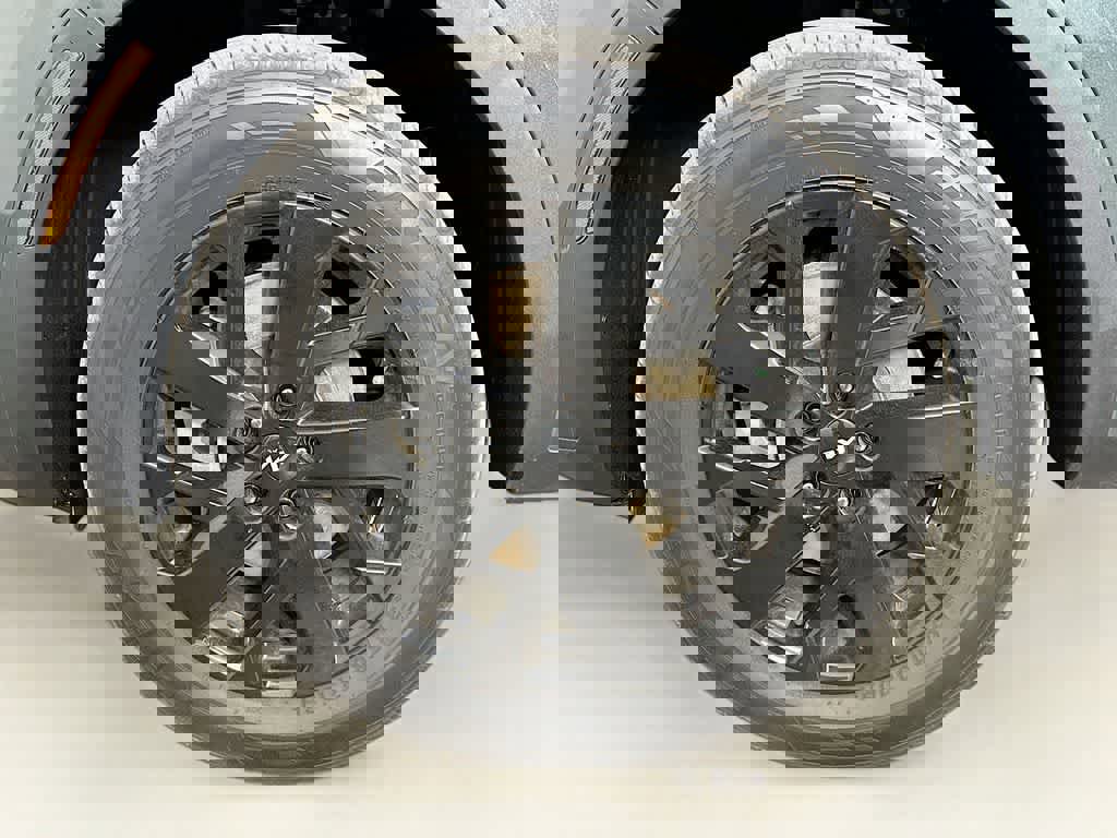 Used 2022 Kia Sorento S w/ Panoramic Sunroof Package image 11