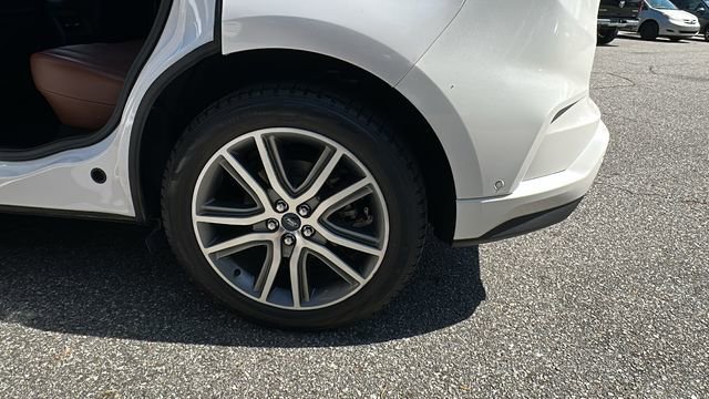Certified 2019 Ford Edge Titanium w/ Equipment Group 301A image 19