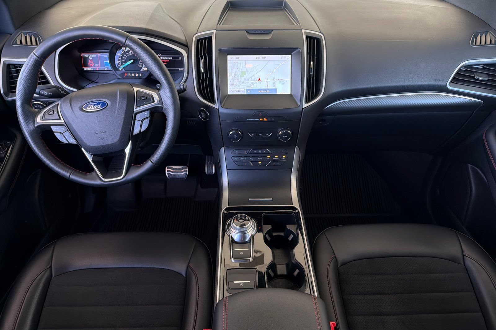 Certified 2020 Ford Edge ST-Line w/ Cold Weather Package AWD/4WD image 15