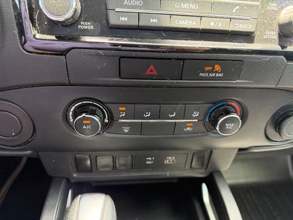 Used 2022 Nissan Frontier SV RWD image 17