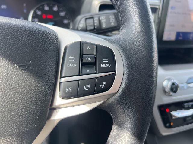 Certified 2022 Ford Explorer XLT w/ Equipment Group 202A image 11
