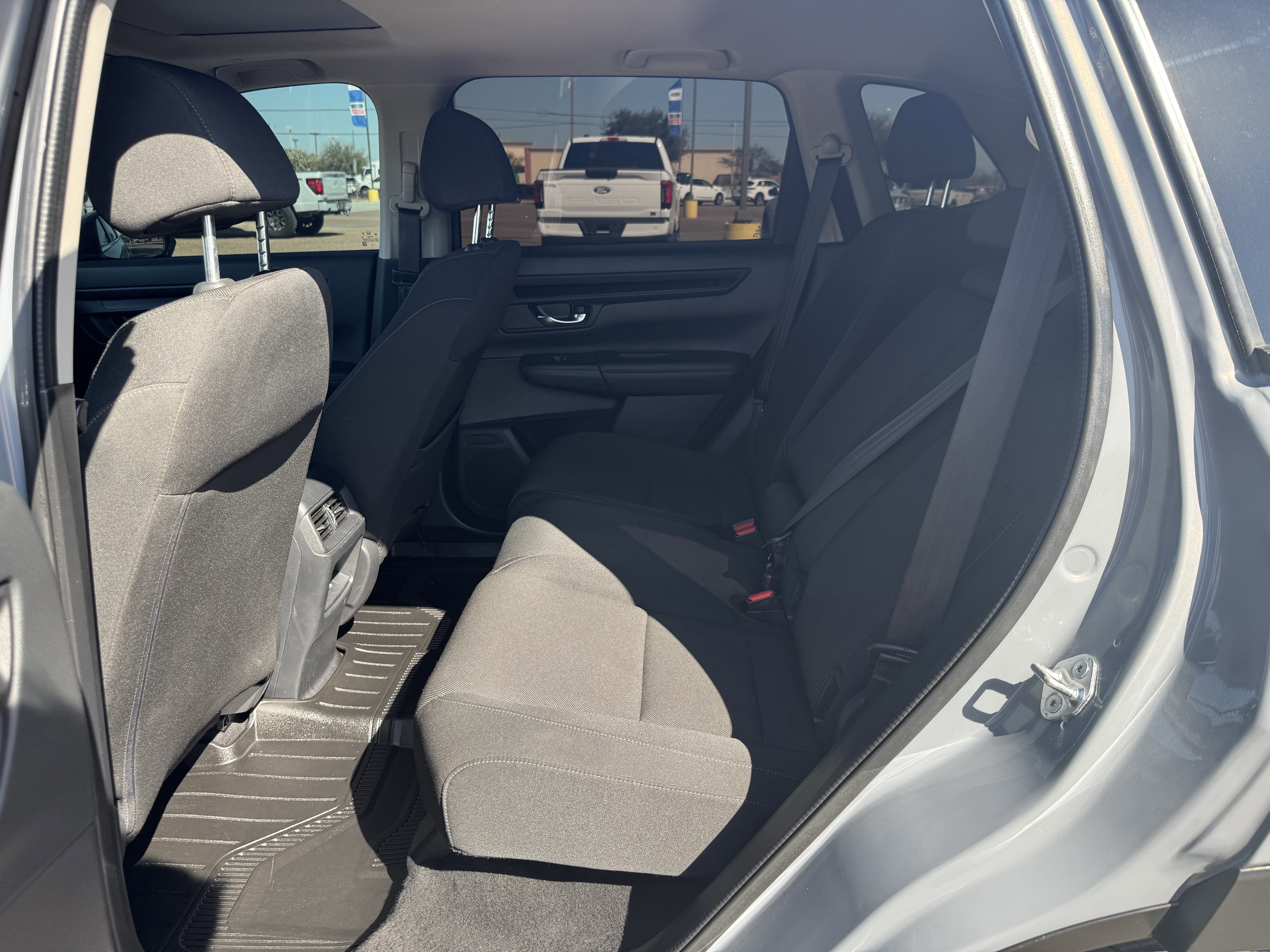 Used 2025 Honda CR-V EX image 22