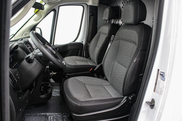 Used 2025 RAM ProMaster 2500 FWD image 17