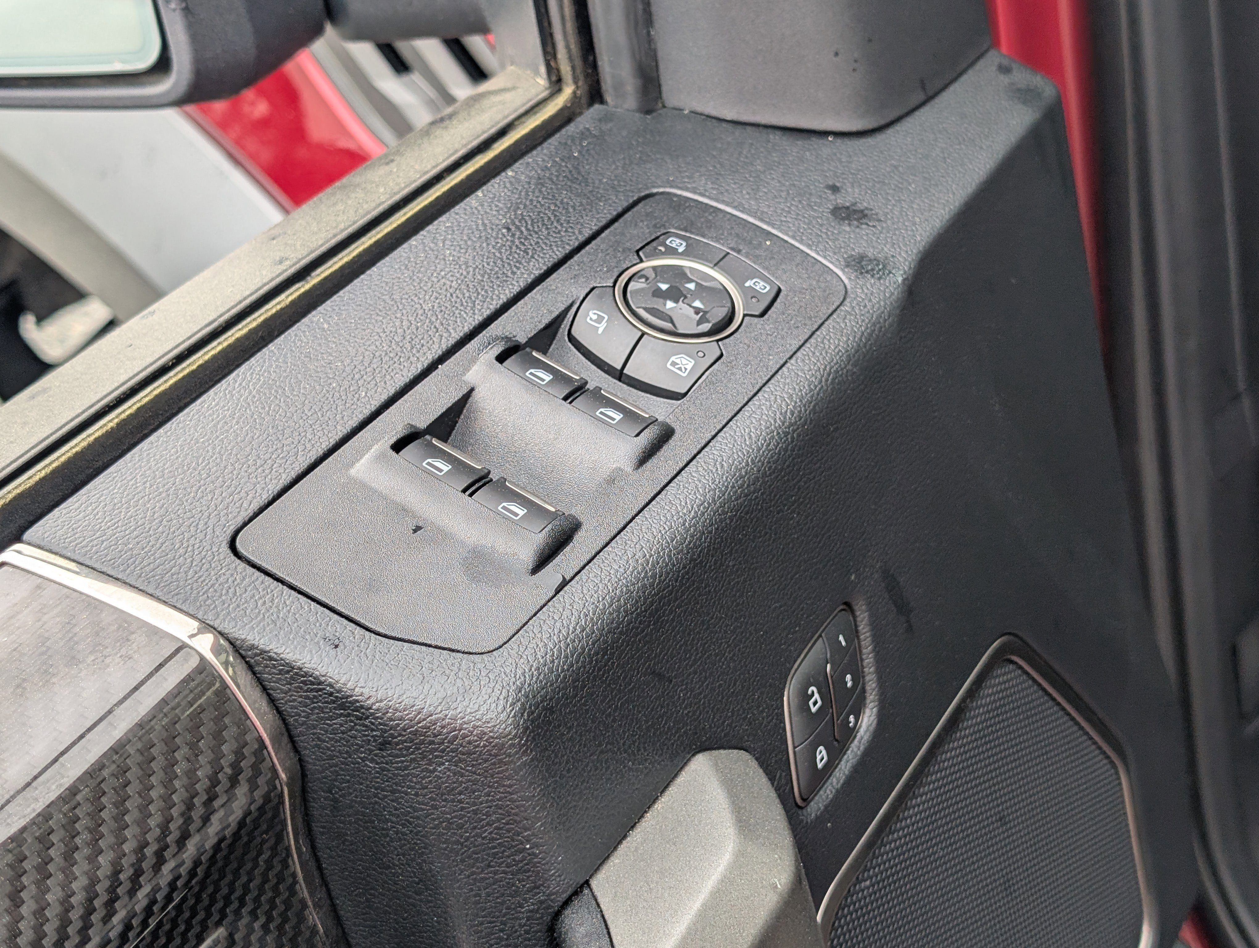 Certified 2019 Ford F150 Raptor w/ Equipment Group 802A Luxury image 19