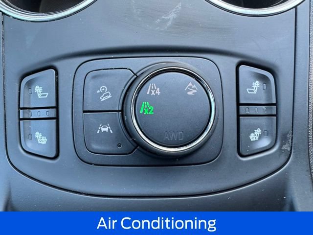 Used 2024 GMC Terrain SLT AWD/4WD image 23